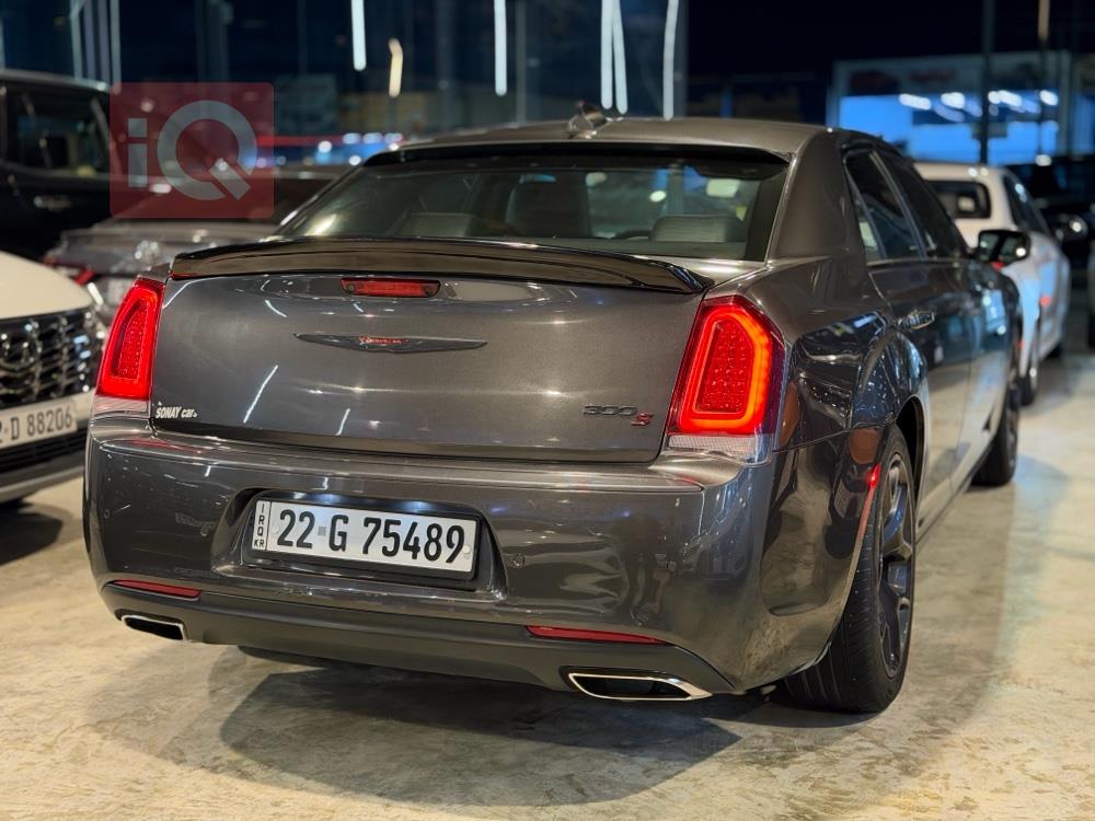 Chrysler 300